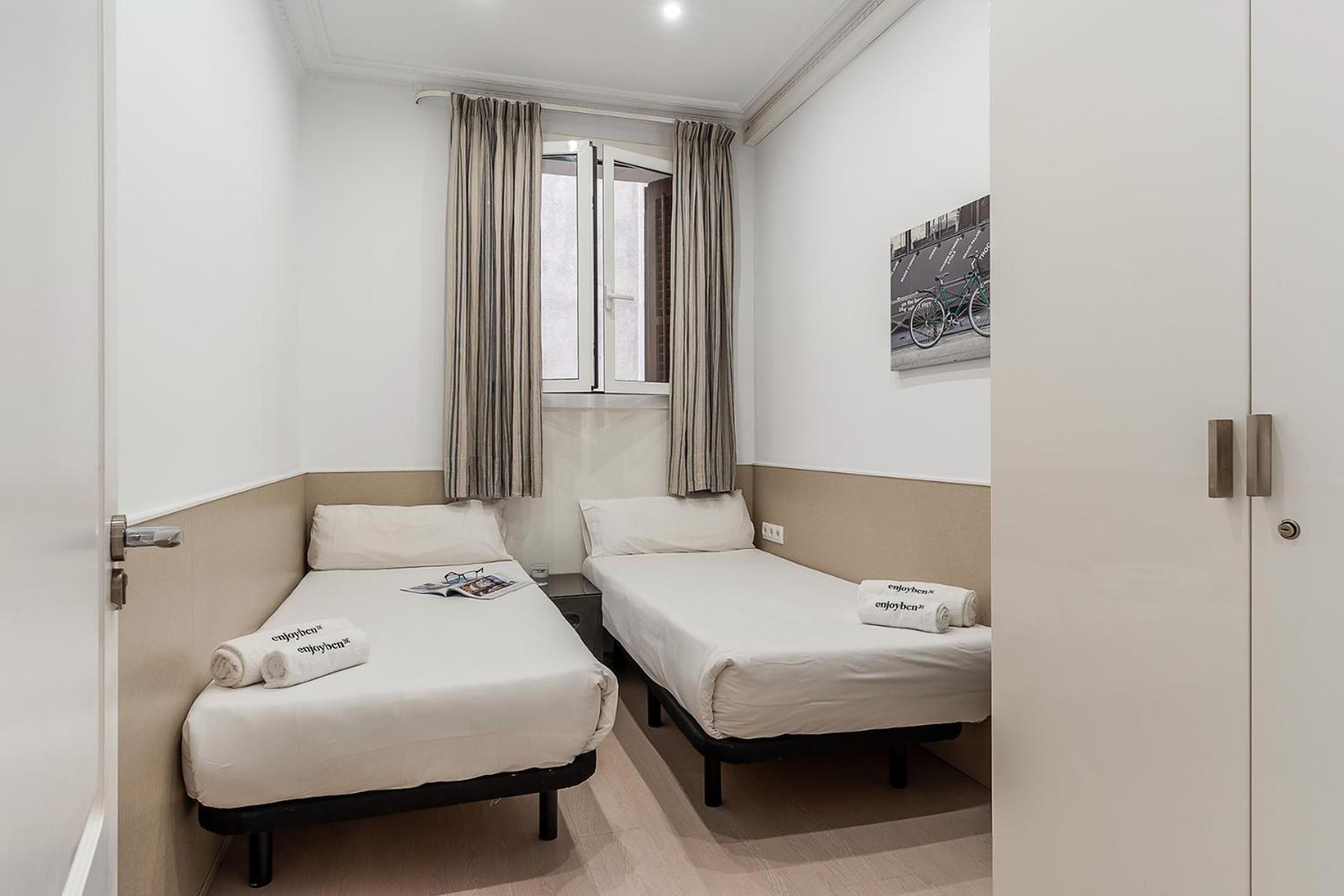 Enjoybcn Tapies Apartment Барселона Екстер'єр фото